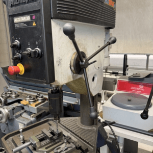 Säulenbohrmaschine Alzmetall Alzstar 30/S Bj. `04 IntNr231518